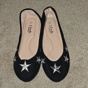 NWOT Girls Link Comfort Shoes With Stars Size 2